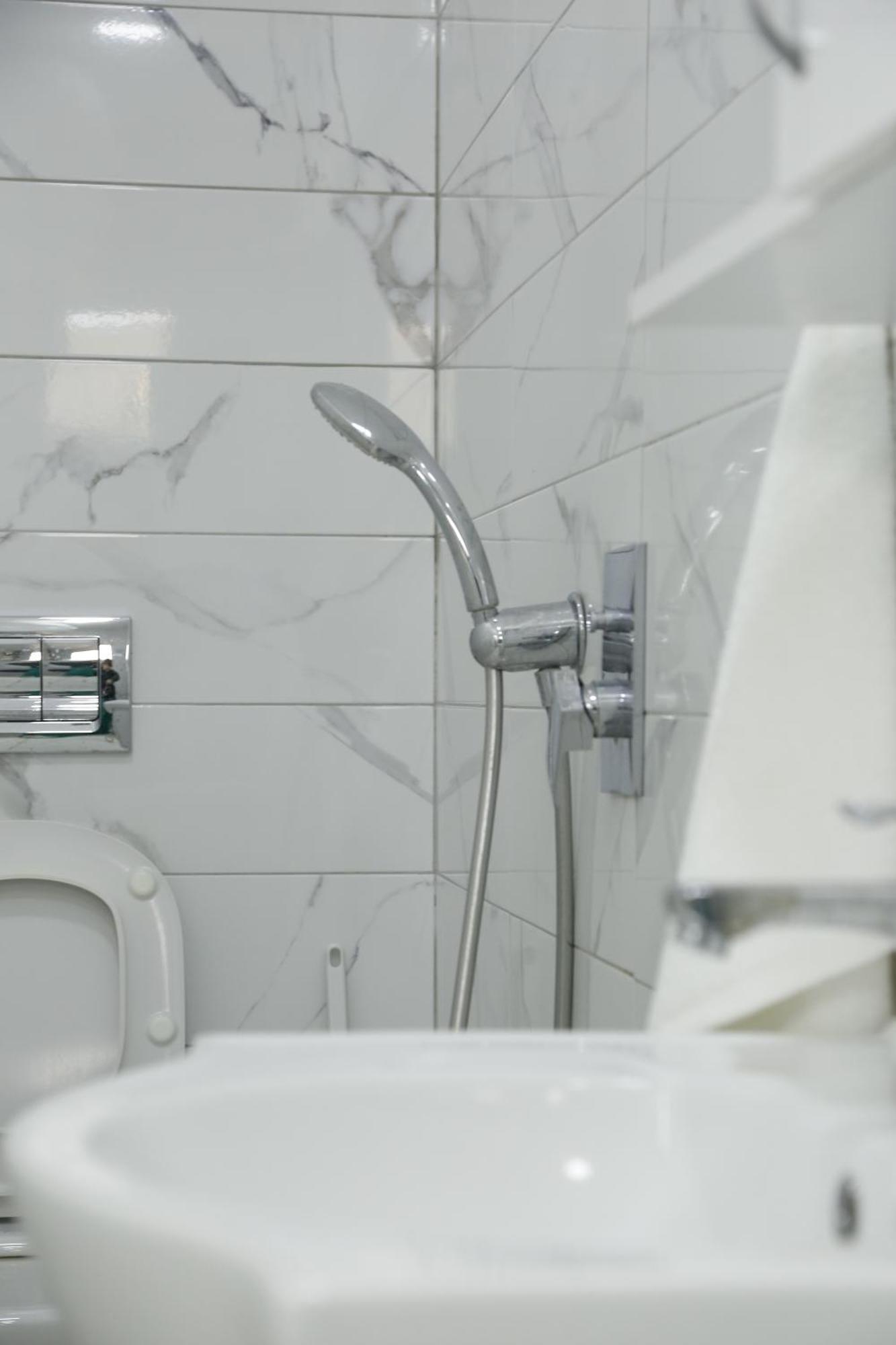 Albi Apartment Tirana Zewnętrze zdjęcie